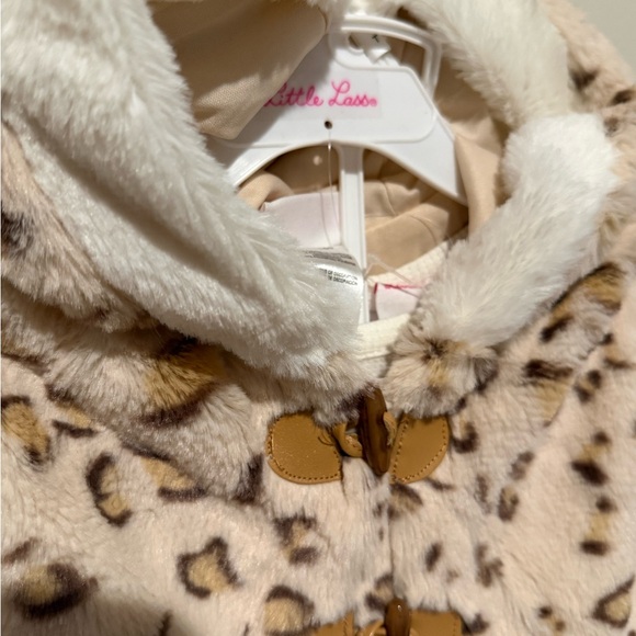 Little Lass Cream and Brown Faux Fur Vest Set - Picture 2 of 5